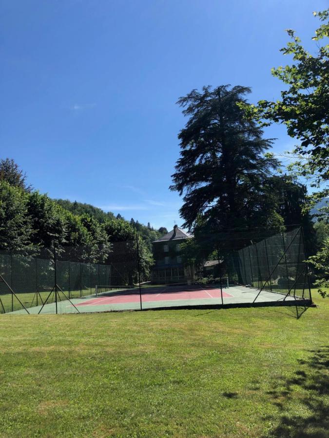 Le Clos Du Tulipier La Chapelle-du-Bard 外观 照片
