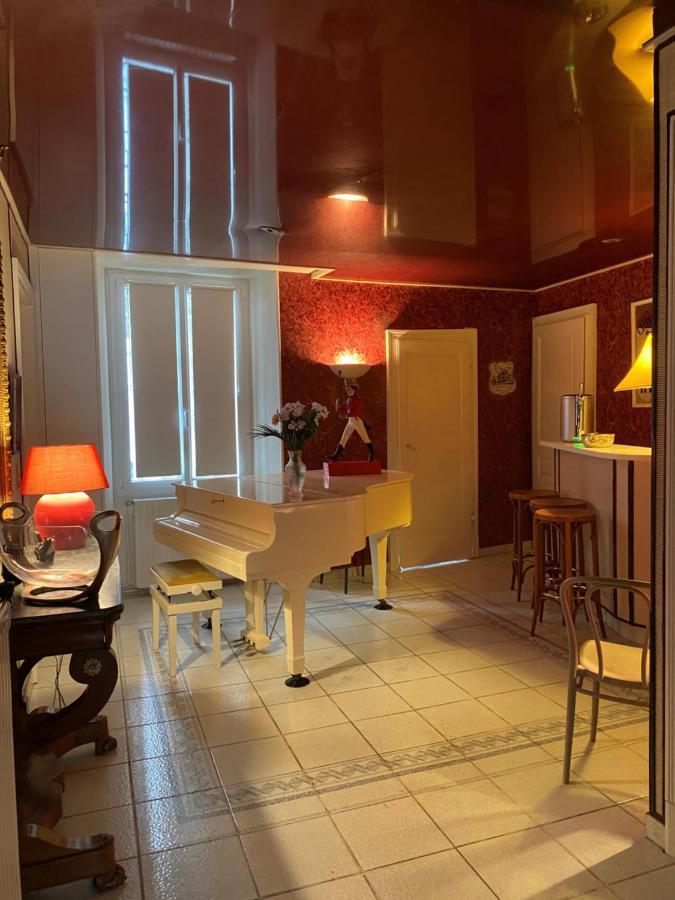 Le Clos Du Tulipier La Chapelle-du-Bard 外观 照片