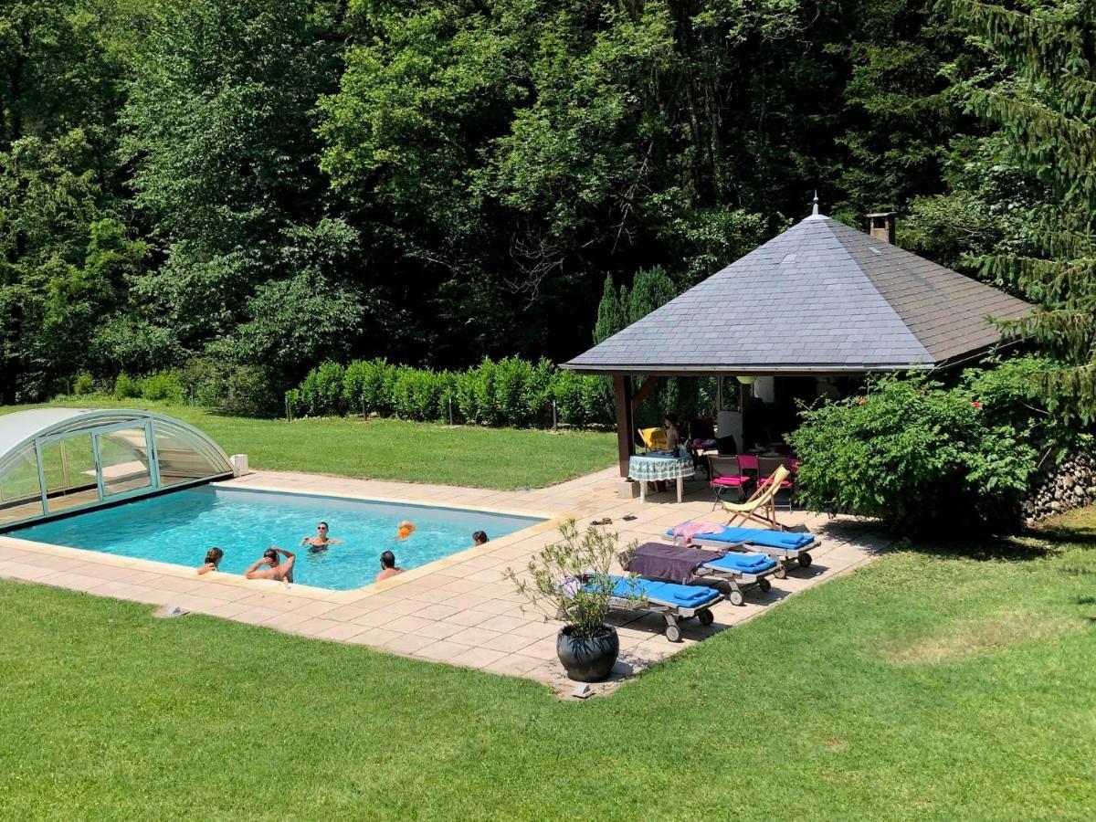 Le Clos Du Tulipier La Chapelle-du-Bard 外观 照片